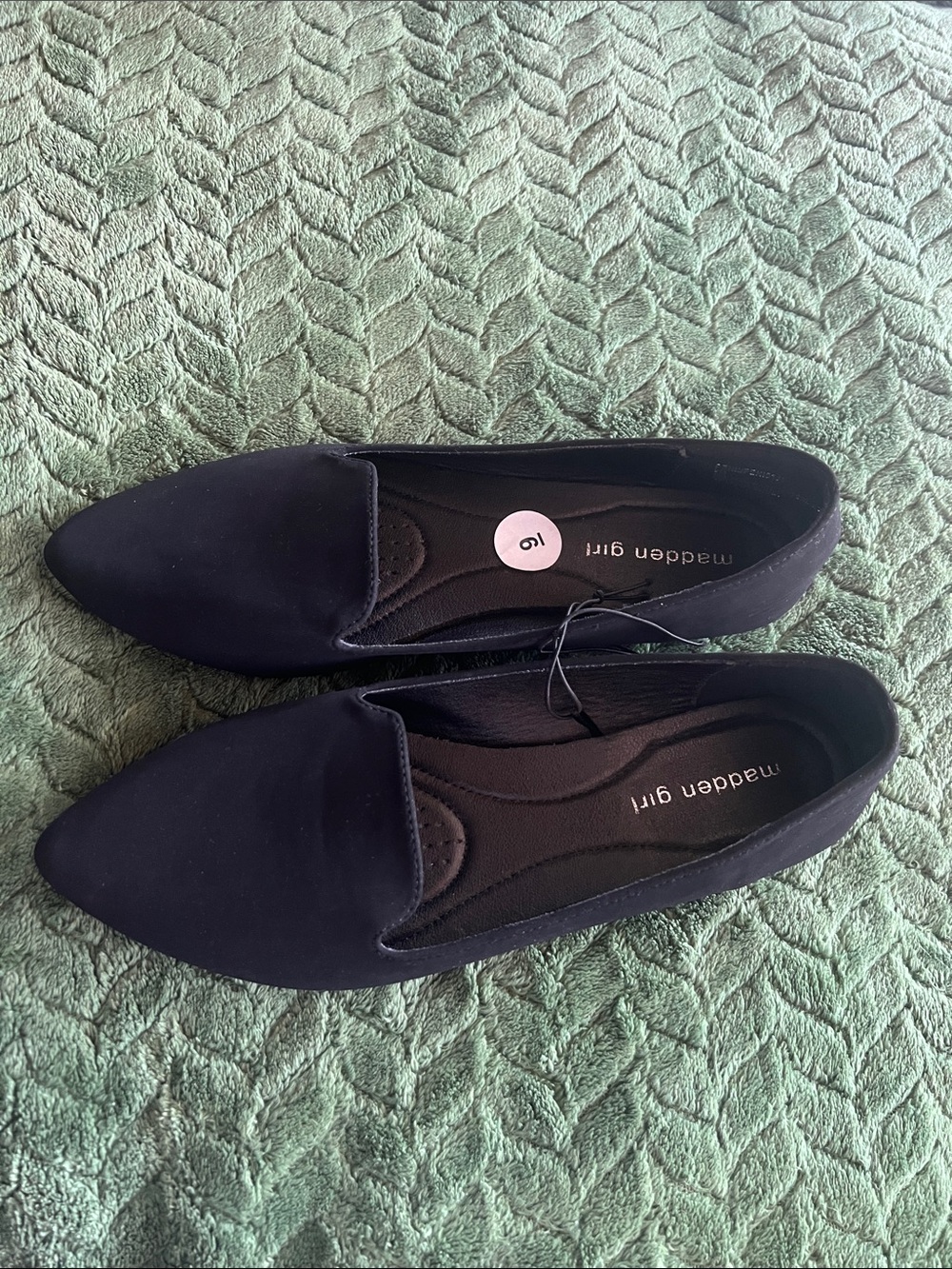 Madden Girl Black Pointed Slip-On Flats